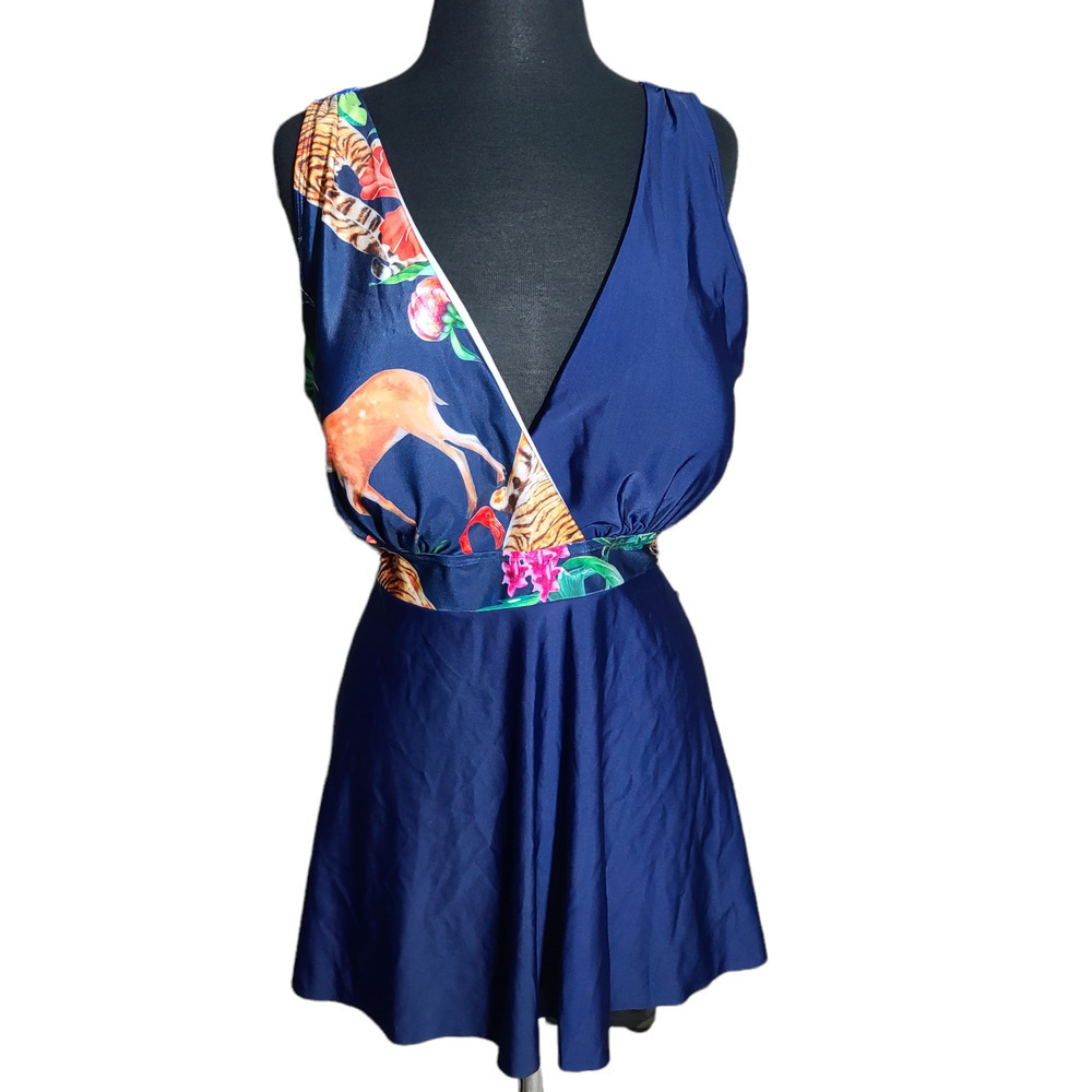 Sea grove swim top , cover up v neck color blue sz 3 XL